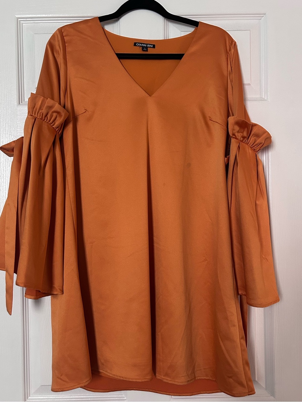 Gianni Bini Burnt Orange V-Neck Bell Sleeve Tunic Dress